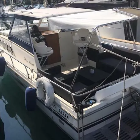 Úszó hotel Location Bateau Port Vauban Antibes