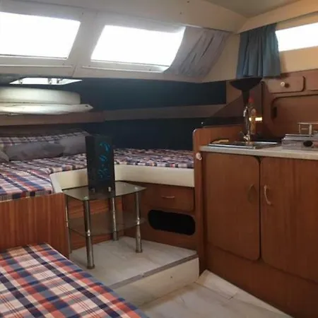 Location Bateau Port Vauban Úszó hotel *